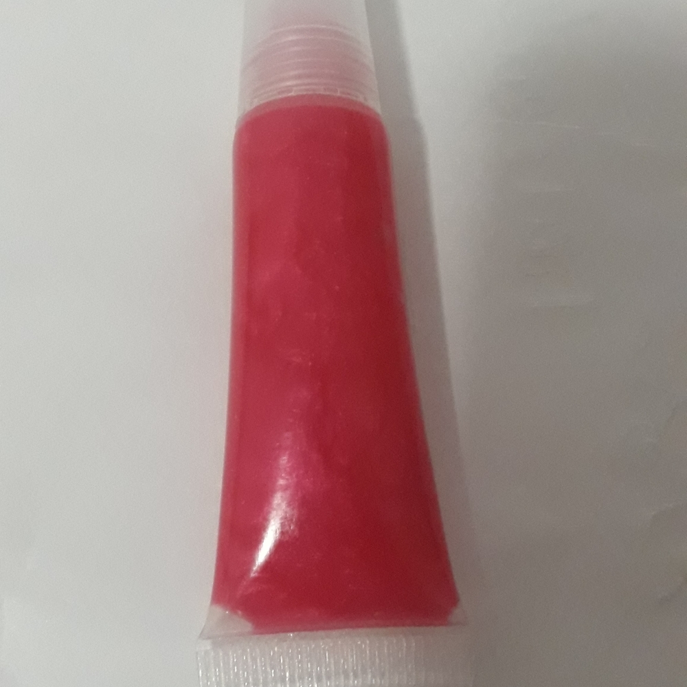 Lip gloss - Picture 2 of 5